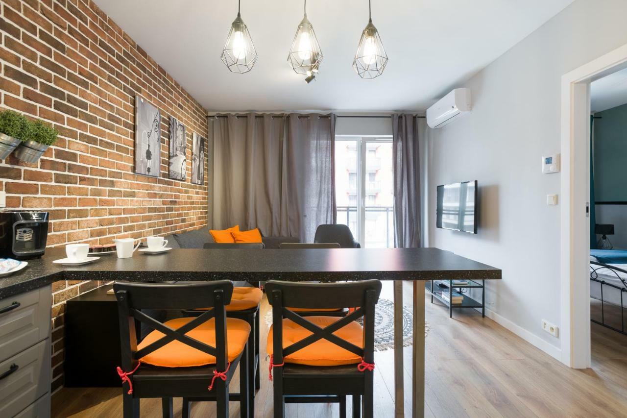Orange, Modern Apartment In The City Centre كراكوفيا المظهر الخارجي الصورة